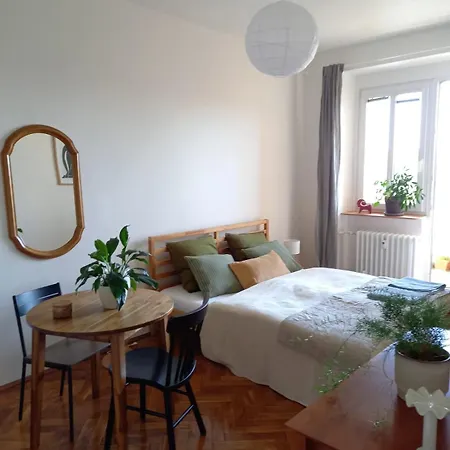 Apartment Hezky S Balkonem Prag